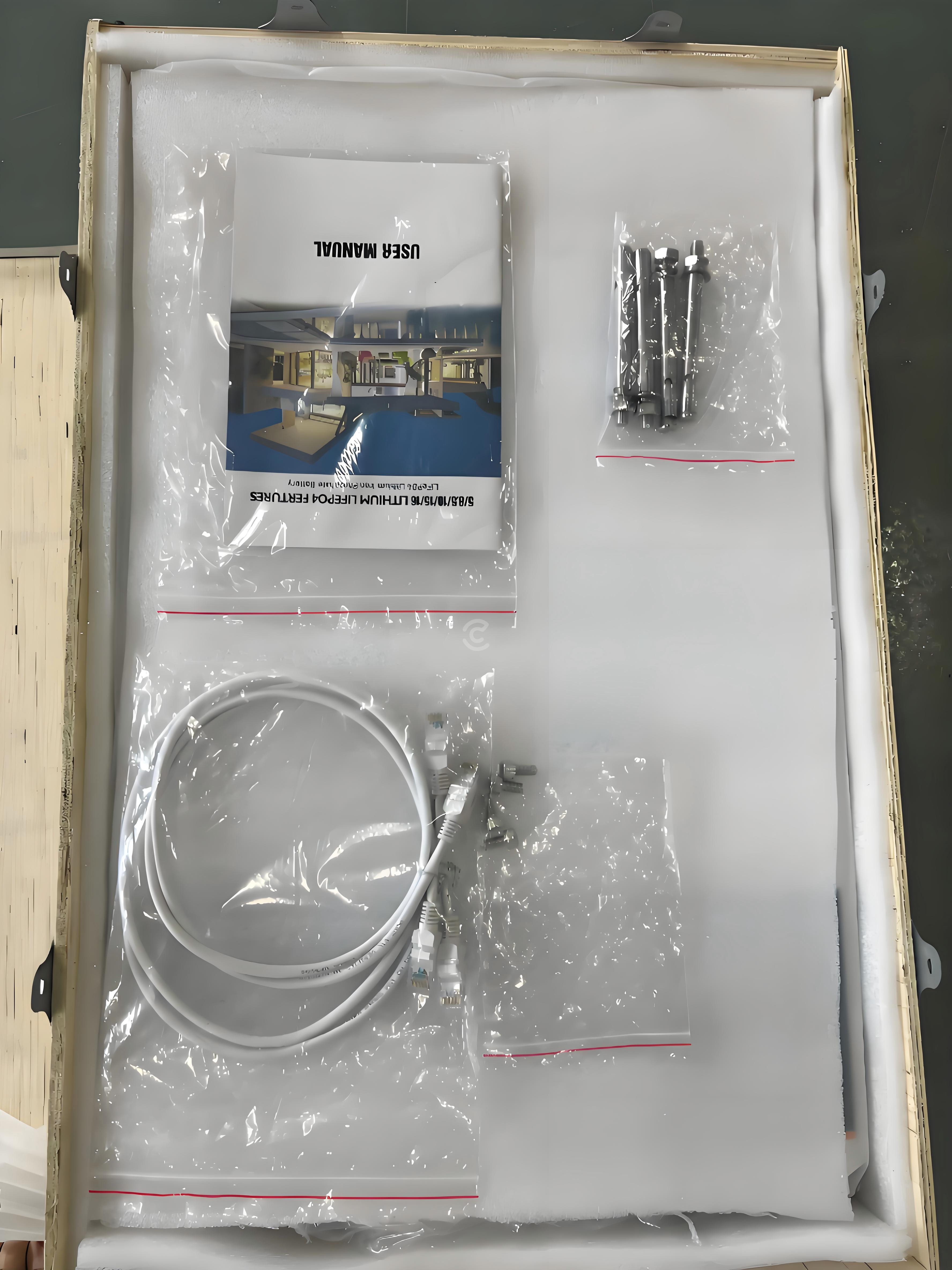 Portable25.6V 100AH Lithium Battery Bank Cost-Effective Home Energy Storage System Hybrid Grid Solar Integration Pure1 (1)