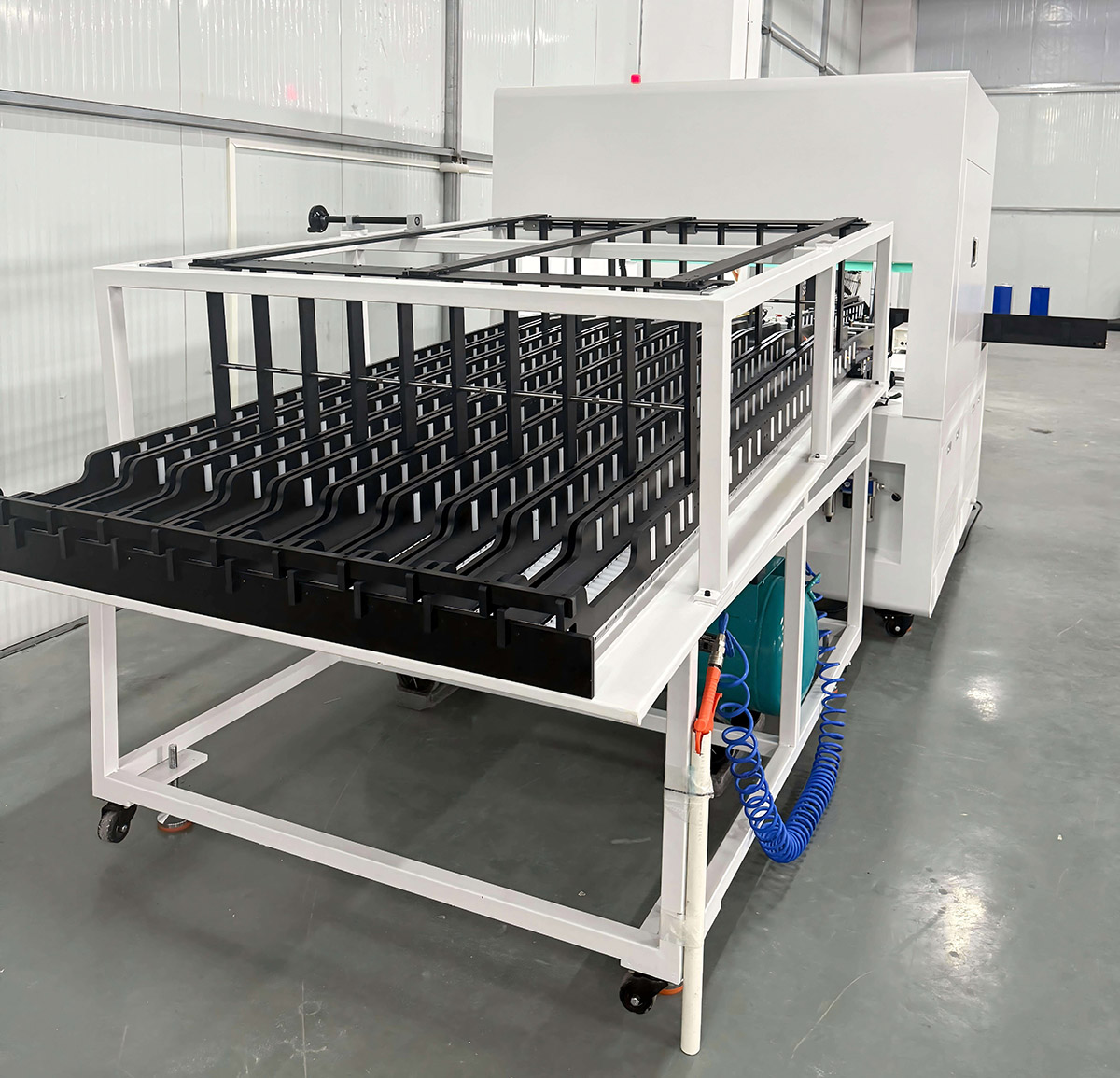 25.6V 100AH Lithium Battery Bank Cost-Effective Home Energy Storage System Pure Sine Wave Inverter Hybrid Grid Solar Integration